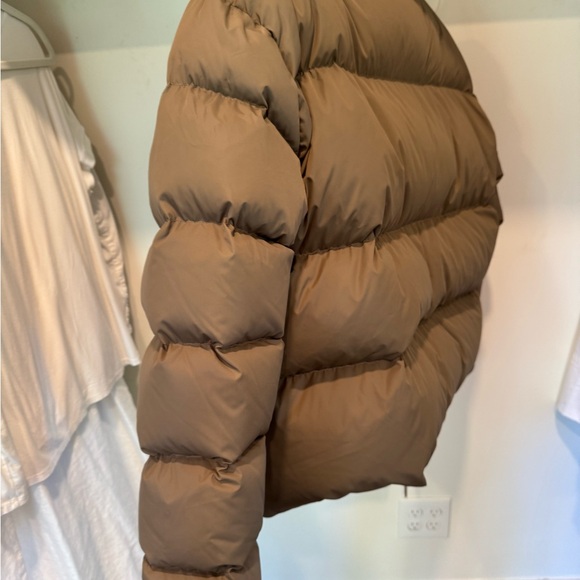 Oversized Women's Brown Puffer Jacket - Picture 4 of 8